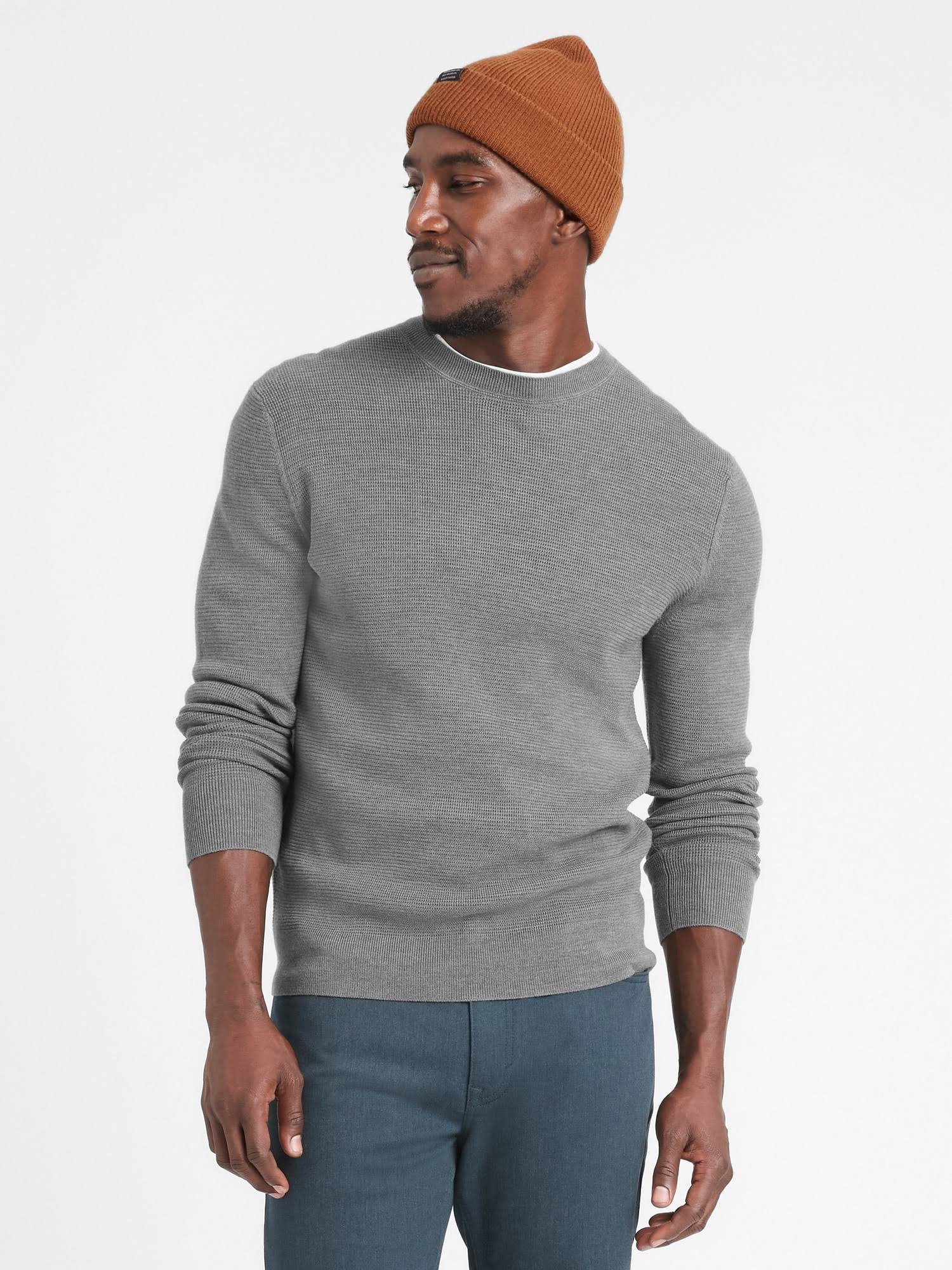 Men’s selling banana republic sweater